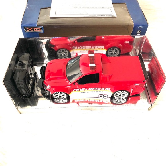 EXTREME MACHINE FORD F-150 FIRE & RASCUE CAR - Picture 2 of 6